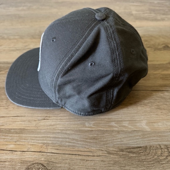 Costa SnapBack Hat - Picture 2 of 6